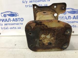 Кронштейн усилителя переднего бампера правый Captiva 2006-2011 C100 2.4 бензин Z24SED