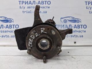 Кулак поворотный правый со ступицей Ceed 2012-2018 JD 1.6 diesel D4FB