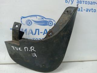 Запчасть брызговик передний правый Hyundai Tucson 2004-2009