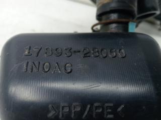 Патрубок воздушного фильтра RAV 4 2005-2016 A30 2.0 бензин 1AZFE Патрубок воздушного фильтра RAV 4 2005-2016 A30 2.0 бензин 1AZFE
