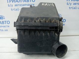 Корпус воздушного фильтра Toyota RAV 4 2005-2016
