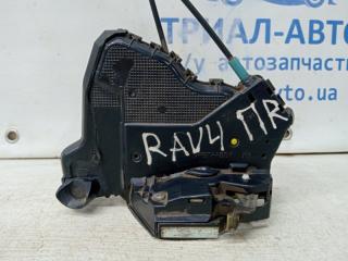 Замок двери передний правый Toyota RAV 4 2005-2016
