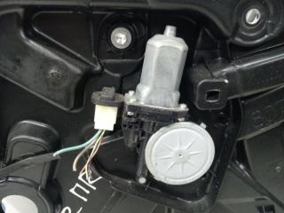 Стеклоподъемник передний правый X-Trail 2007-2015 T31 2.0 Diesel M9R Стеклоподъемник передний правый X-Trail 2007-2015 T31 2.0 Diesel M9R