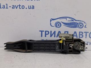 Ручка двери внешняя передняя правая Mitsubishi L200 KB 2.5 Diesel 4D56 Ручка двери внешняя передняя правая Mitsubishi L200 KB 2.5 Diesel 4D56