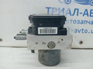 Блок abs Korando 2010-2019 C200 2.0 diesel D20Dt Блок abs Korando 2010-2019 C200 2.0 diesel D20Dt