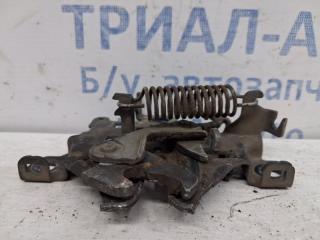 Замок крышки багажника RAV 4 2005-2016 A30 2.0 бензин 1AZFE Замок крышки багажника RAV 4 2005-2016 A30 2.0 бензин 1AZFE
