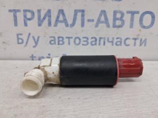 Насос омывателя стекла Toyota Avensis 2002-2010