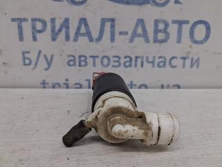 Насос омывателя стекла Avensis 2002-2010 T25 1.8 бензин 1ZZFE Насос омывателя стекла Avensis 2002-2010 T25 1.8 бензин 1ZZFE