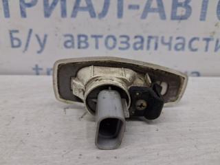 Повторитель поворотника Tucson 2004-2009 JM 2.0 diesel D4EA Повторитель поворотника Tucson 2004-2009 JM 2.0 diesel D4EA