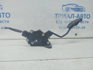 Педаль газа Toyota RAV 4 2012-2018