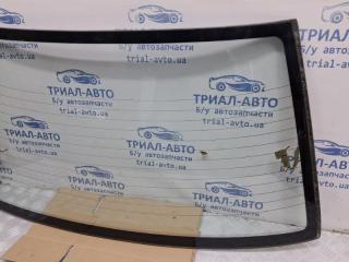 Стекло в кузов заднее Mitsubishi Lancer 9 1.6 бензин 4G18 Стекло в кузов заднее Mitsubishi Lancer 9 1.6 бензин 4G18