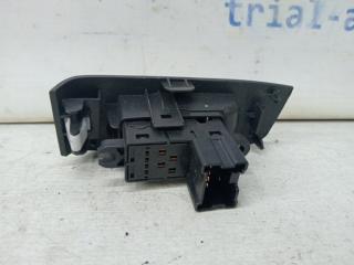 Кнопка стеклоподъемника Nissan X-Trail T31 2.0 Diesel M9R Кнопка стеклоподъемника Nissan X-Trail T31 2.0 Diesel M9R