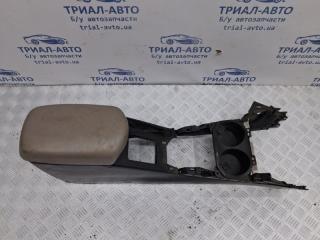 Подлокотник RAV 4 2005-2016 A30 2.0 бензин 1AZFE Подлокотник RAV 4 2005-2016 A30 2.0 бензин 1AZFE