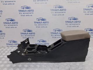 Подлокотник RAV 4 2005-2016 A30 2.0 бензин 1AZFE Подлокотник RAV 4 2005-2016 A30 2.0 бензин 1AZFE