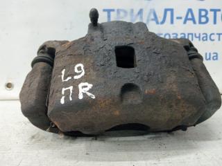 Суппорт передний правый Lancer 2003-2009 9 1.6 бензин 4G18 Суппорт передний правый Lancer 2003-2009 9 1.6 бензин 4G18