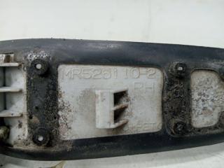 Ручка двери внешняя задняя правая Lancer 2003-2009 9 1.6 бензин 4G18 Ручка двери внешняя задняя правая Lancer 2003-2009 9 1.6 бензин 4G18