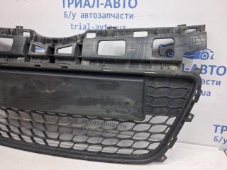Решетка бампера центральная Hyundai I30 FD 1.6 diesel D4FB Решетка бампера центральная Hyundai I30 FD 1.6 diesel D4FB