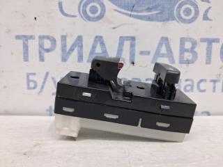 Кнопка стеклоподъемника передняя Infiniti Q50 2013-