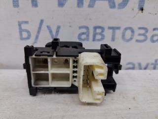 Кнопка стеклоподъемника Toyota RAV 4 A40 2.2 diesel 2ADFTV Кнопка стеклоподъемника Toyota RAV 4 A40 2.2 diesel 2ADFTV