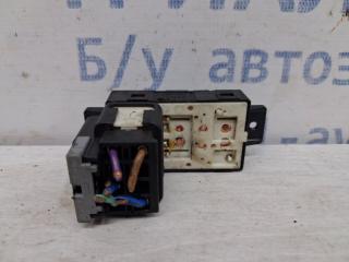 Кнопка стеклоподъемника Chevrolet Captiva C100 2.4 бензин Z24SED Кнопка стеклоподъемника Chevrolet Captiva C100 2.4 бензин Z24SED