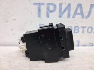 Кнопка подогрева Kia Sportage SL 1.7 diesel D4FD Кнопка подогрева Kia Sportage SL 1.7 diesel D4FD