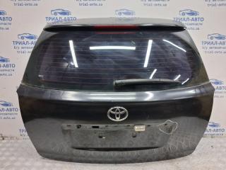 Крышка багажника Toyota Avensis 2002-2010