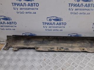 Накладка порога внешняя правая Avensis 2002-2010 T25 1.8 бензин 1ZZFE Накладка порога внешняя правая Avensis 2002-2010 T25 1.8 бензин 1ZZFE