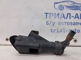 Омыватель фары правый Avensis 2002-2010 T25 1.8 бензин 1ZZFE Омыватель фары правый Avensis 2002-2010 T25 1.8 бензин 1ZZFE