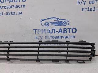 Решетка бампера центральная Toyota Avensis T25 1.8 бензин 1ZZFE Решетка бампера центральная Toyota Avensis T25 1.8 бензин 1ZZFE