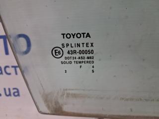 Стекло двери переднее правое Toyota Avensis T25 1.8 бензин 1ZZFE