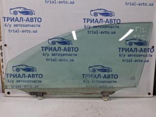 Стекло двери переднее левое Toyota Avensis 2002-2010