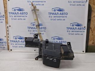 Бачок омывателя Mitsubishi Pajero Wagon 1999-2006