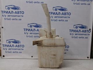 Бачок омывателя Toyota Avensis 2002-2010