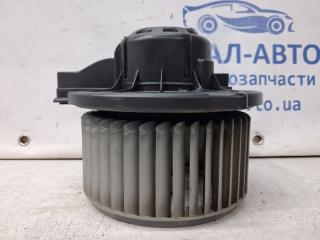 Моторчик печки Toyota Avensis 2002-2010