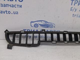 Решетка бампера центральная Sorento 2002-2011 BL 2.5 diesel D4CB