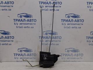 Замок двери передний правый Hyundai Tucson 2004-2009