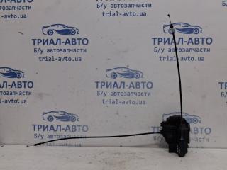 Замок двери задний левый Nissan Navara 2004-2015