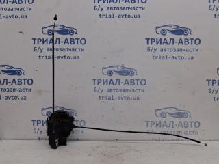 Замок двери задний правый Nissan Navara 2004-2015