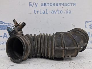 Патрубок воздушного фильтра Avensis 2002-2010 T25 1.8 бензин 1ZZFE Патрубок воздушного фильтра Avensis 2002-2010 T25 1.8 бензин 1ZZFE