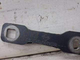 Петля капота правая Duster 2010-2017 HS 1.5 Diesel K9K