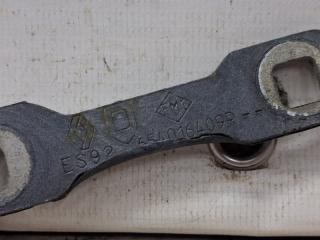 Петля капота левая Duster 2010-2017 HS 1.5 Diesel K9K