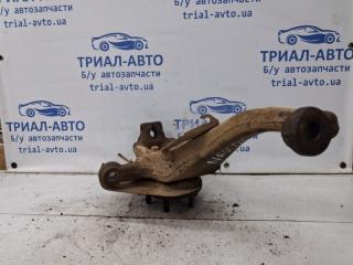 Кулак поворотный левый со ступицей Navara 2004-2015 D40 2.5 Diesel YD25DDTI