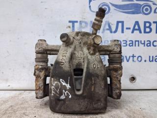 Суппорт задний правый Toyota Avensis 2002-2010