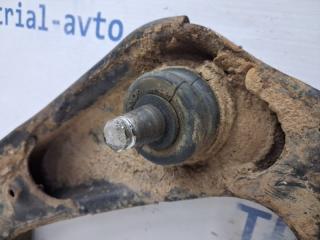 Рычаг передний верхний правый Navara 2004-2015 D40 2.5 Diesel YD25DDTI