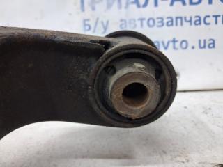 Рычаг передний нижний правый Mitsubishi Pajero Wagon 3 3.2 Дизель 4M41