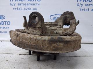 Цапфа задняя правая Mitsubishi Pajero Wagon 3 3.2 Дизель 4M41