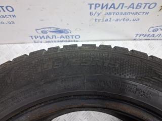 Шины 2шт R15