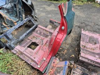 Четверть автомобиля задняя левая RAV 4 2005-2016 A30 2.0 бензин 1AZFE