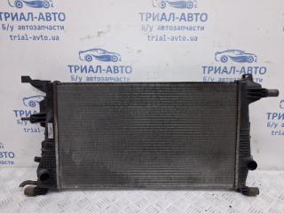 Радиатор основной Renault Megane 2008-2016 Б/У Радиатор основной Renault Megane 2008-2016
