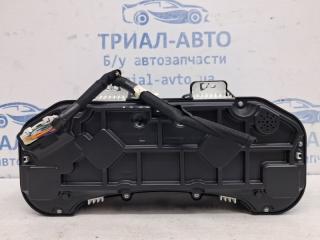 Приборная панель Auris 2006-2012 E150 1.6 бензин 1ZRFAE